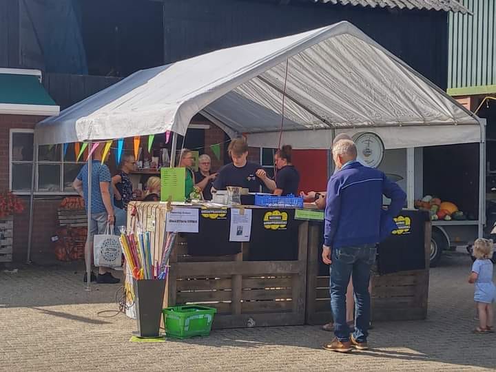 Winnaar Like Deel en Win actie bij Boerderijwinkel Lensink.